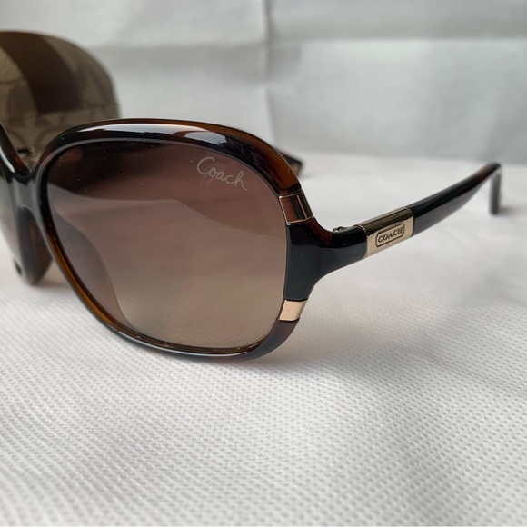 EUC Coach Sienna Tortoise Brown Round Sunglasses with Hardcase - Picture 3 of 9